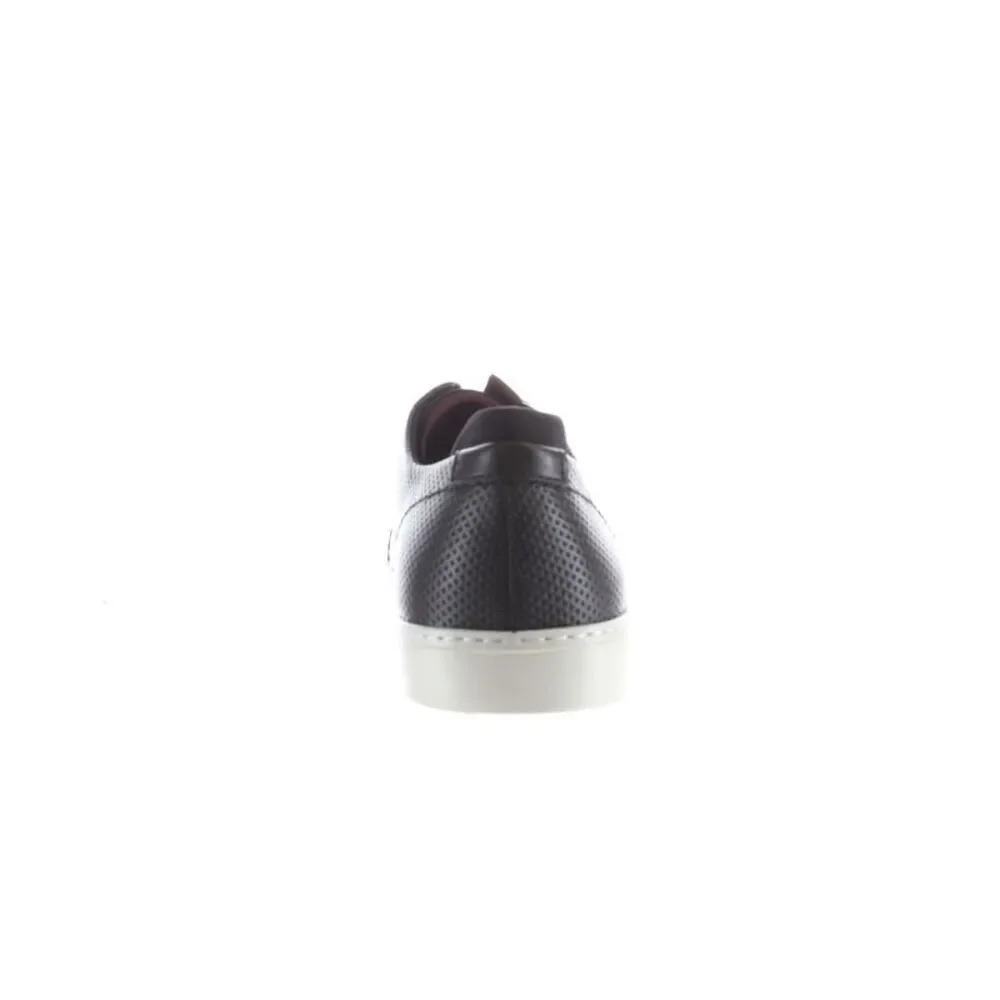 New Kenneth Cole Sneaker - Picture 2 of 5